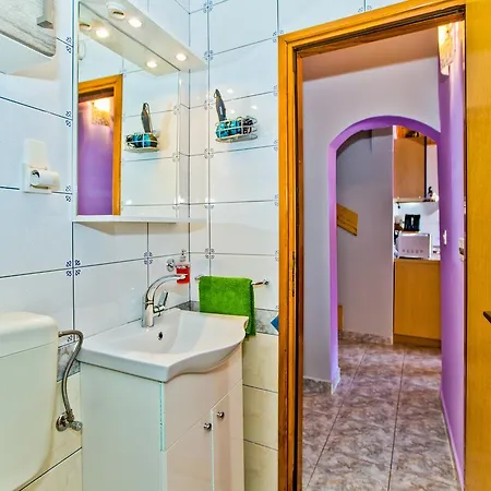 Apartmani Marko * Hvar Town